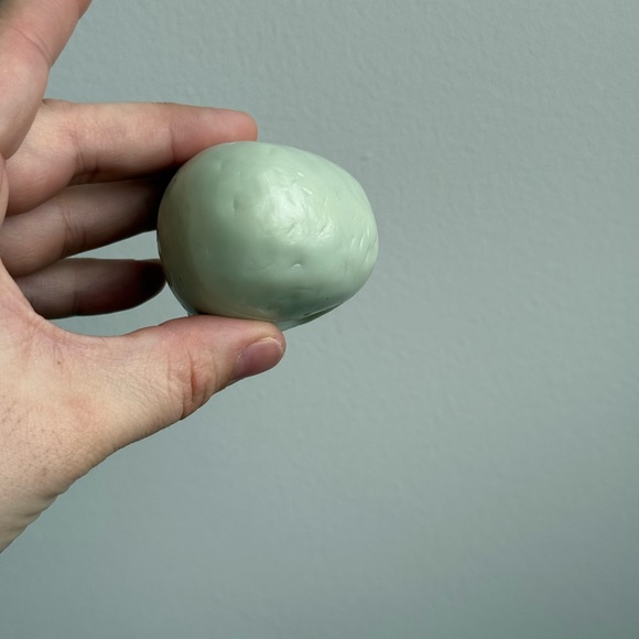 Vintage Trophy Music Co Skull Rattle Shaker Maraca Instrument Glow in the Dark - Picture 9 of 15